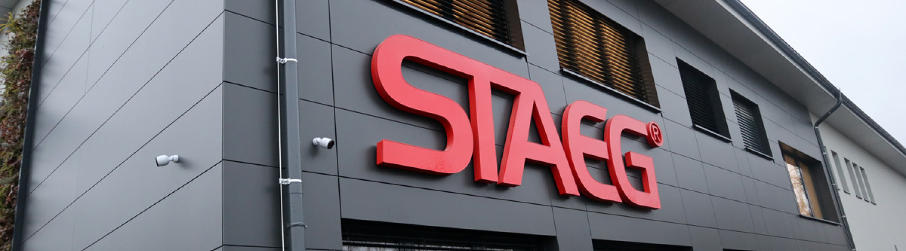 Staňte se Stavbyvedoucím pozemních staveb ve špičkové společnosti!